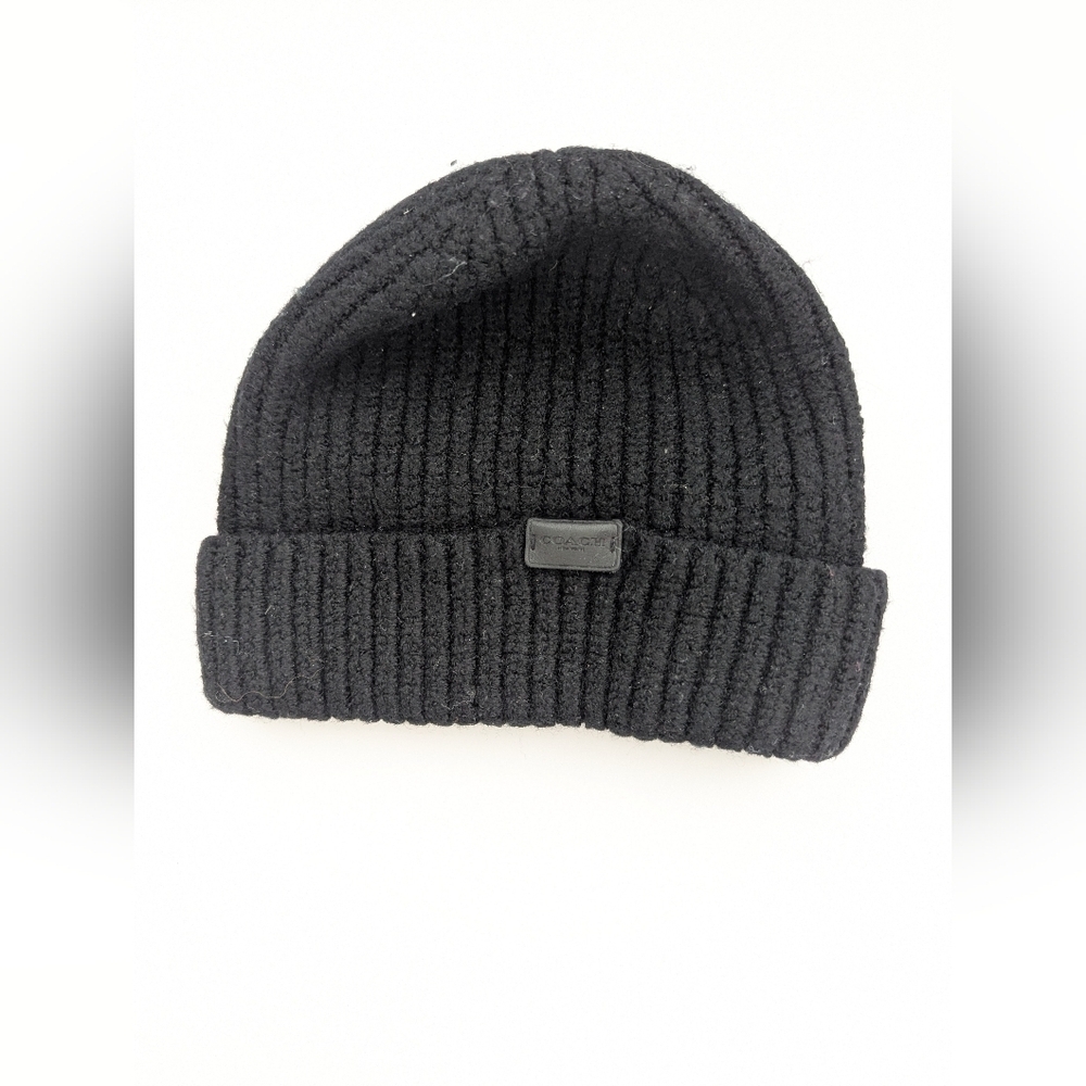 Coach Kids Unisex Black Knit Ribbed Beanie/Tuque/Chook/Hat w/Leather Logo Patch